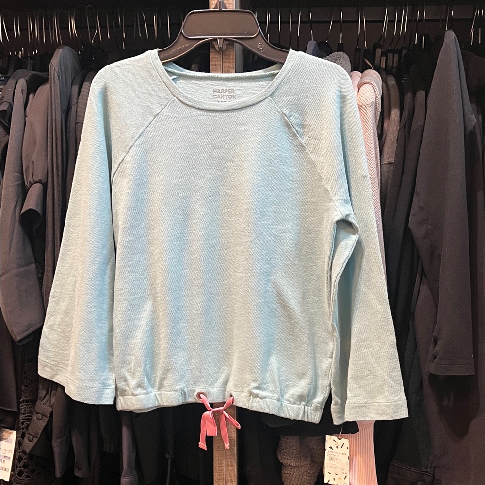 NWT Harper Canyon Light Blue Top with Pink Tie Cute Bell Sleeves 10-12